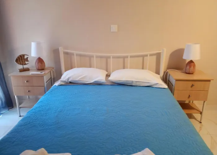 Ferienhaus Village House *