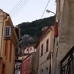 Dom wakacyjny Village House *